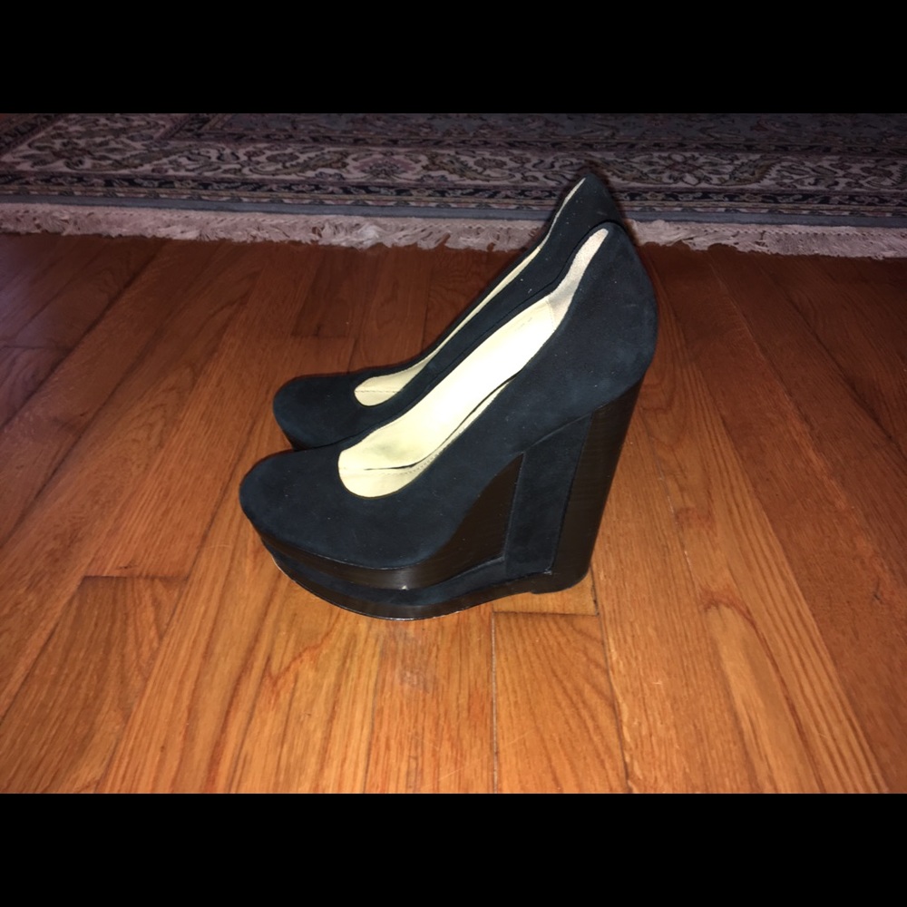 Rachel Zoe round toe platforms